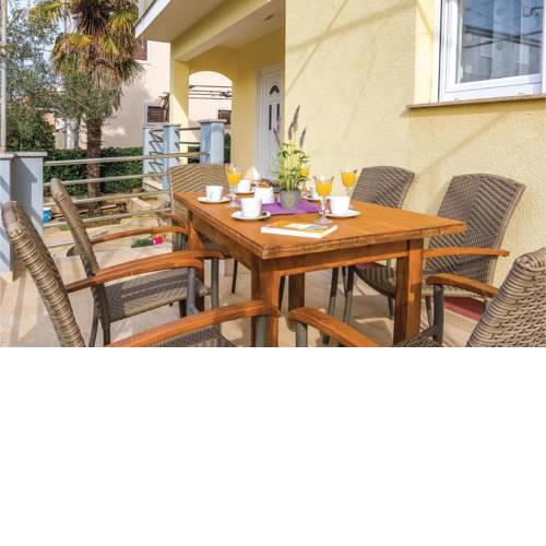 Two-Bedroom Holiday Home in Zadar