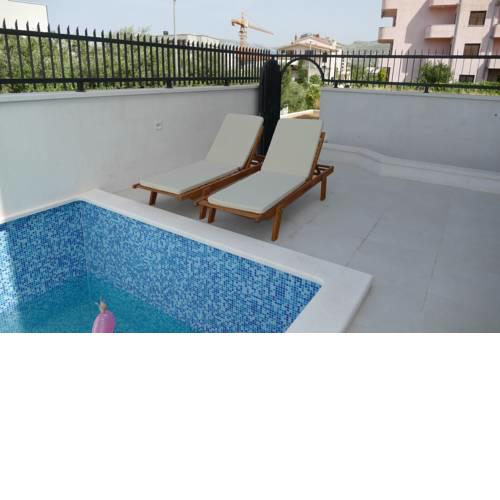 Urban Villa With Heated Pool