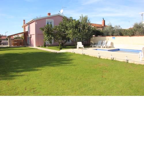 Vacation house "Viola"