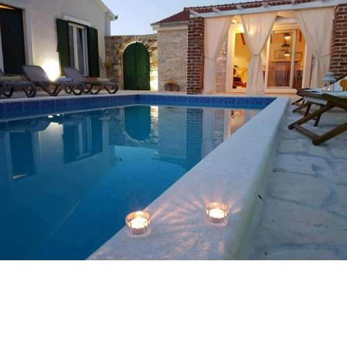 Luxurious Villa in Pridraga with Swimming Pool