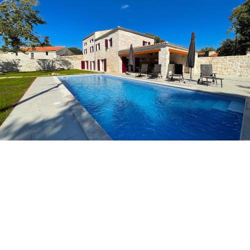 Vill Nyma, beautifully restored stone villa offering a peaceful retreat