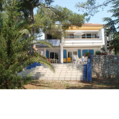 Villa A
