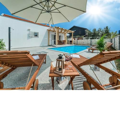 Villa ABI