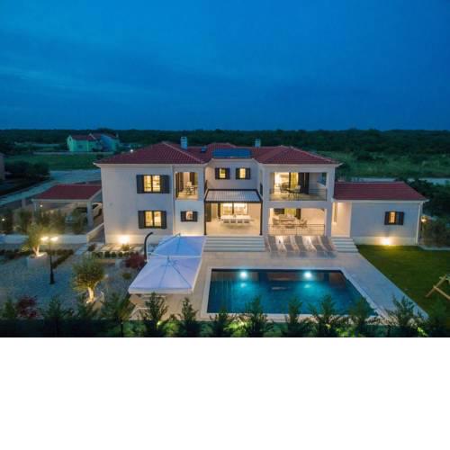 Villa Adora
