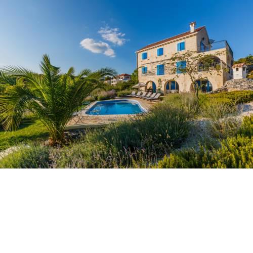 Villa Amarina