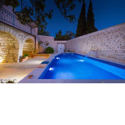Villa Amina