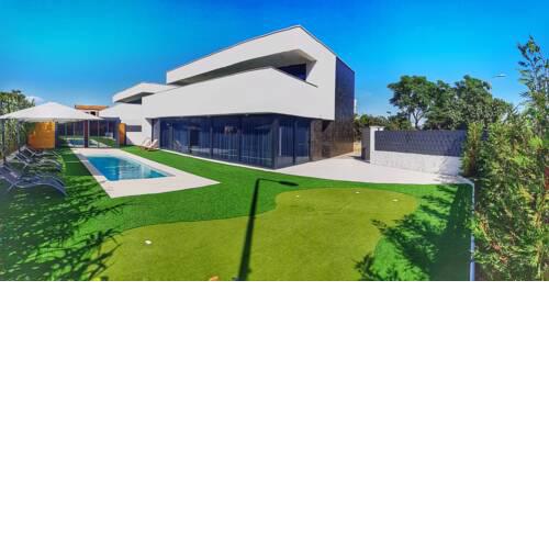Villa Aurus