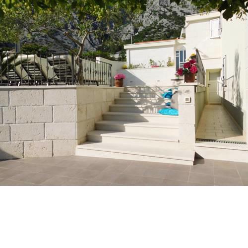Villa Biston
