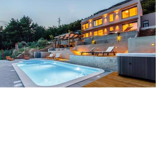 Villa Blue Hill