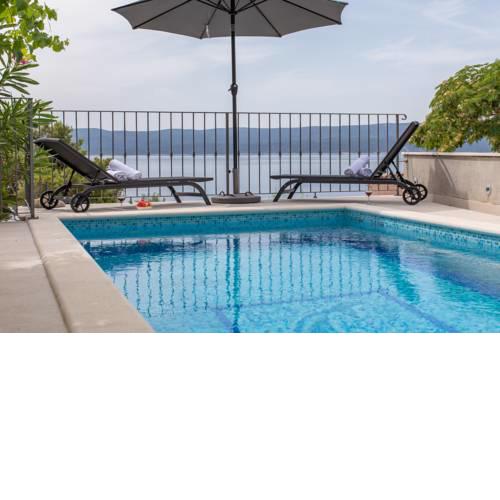 Villa Dattero with pool