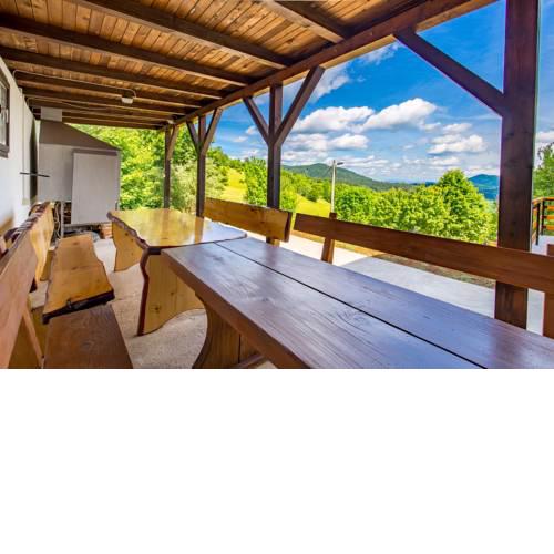 Villa Dino Tin