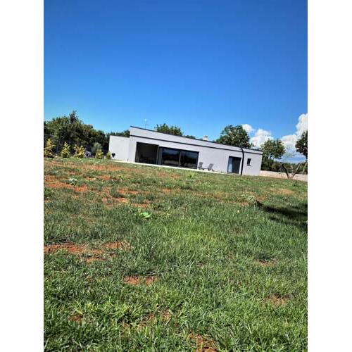 Villa F
