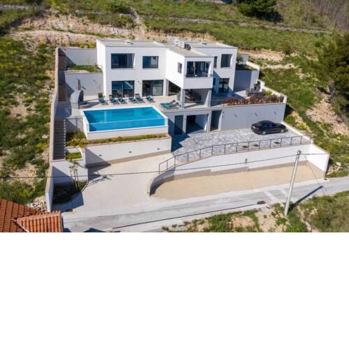Villa Fama