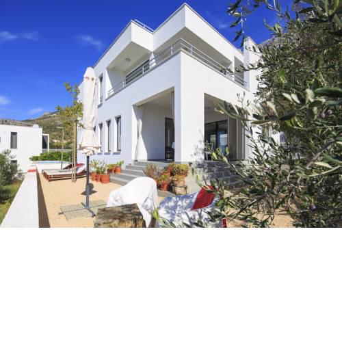 Villa Galeria