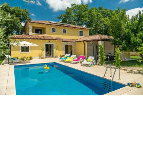Villa Holiday