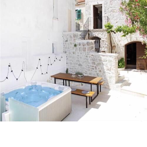 Villa Illyria Maro