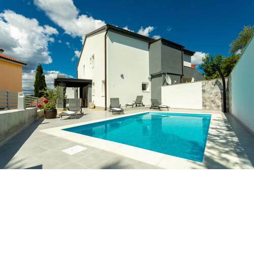 Villa Ivka with private pool