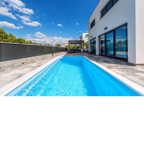 Villa Ixora