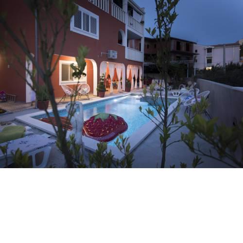 Villa J&J