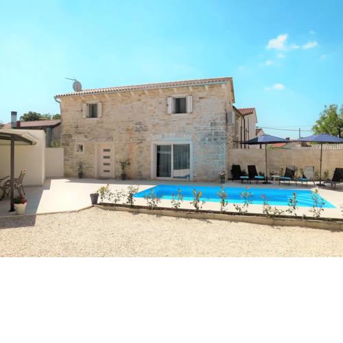 Villa Karmen 454S