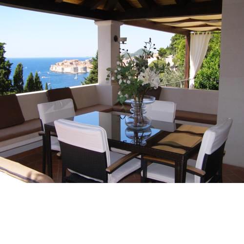 Villa King