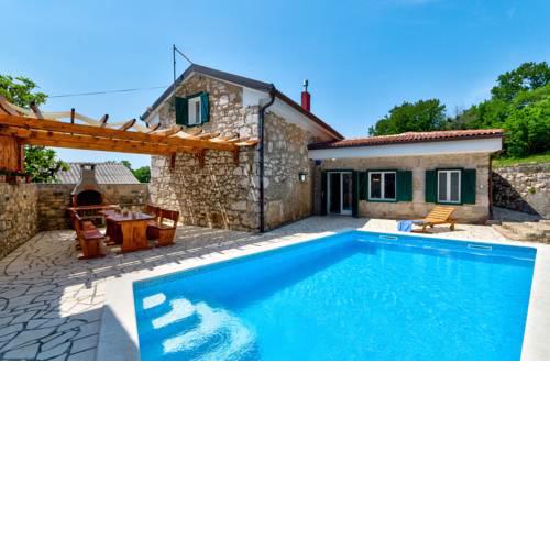 VILLA KIRICA