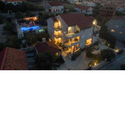 Villa Kos Murter Apartments