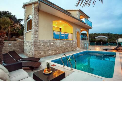 Villa Kruna - Nova