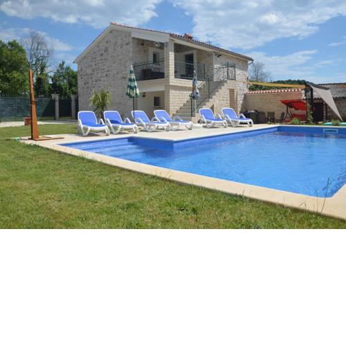 Villa Lenny