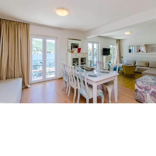 Villa Leona A2
