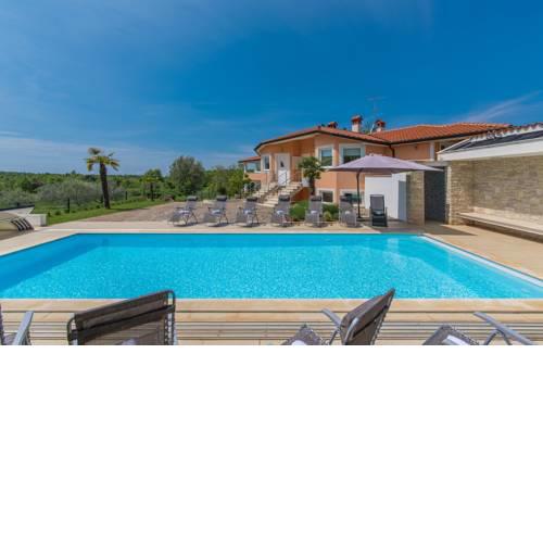 Villa Luna