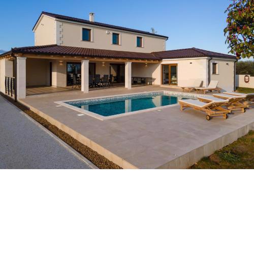 Villa Lydia