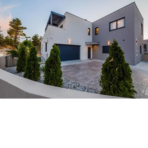 Villa M