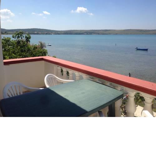 Villa M - 4 Persons Apartment