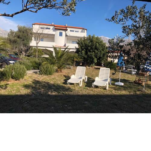 Villa M&A on the beach
