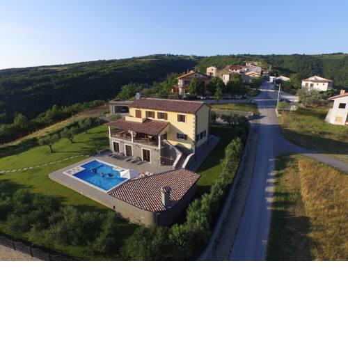 Villa Maslina
