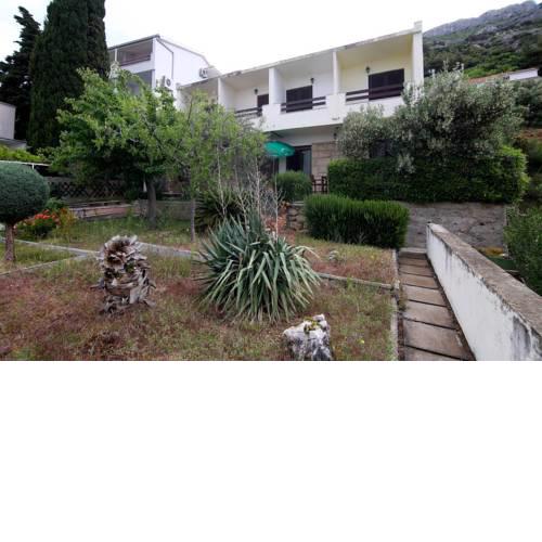 Villa Miki