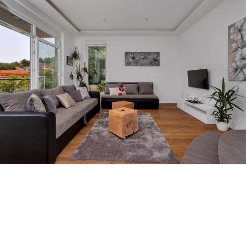 Villa Mili 1