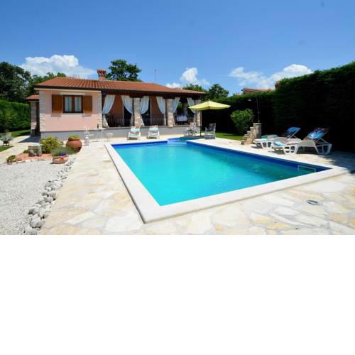 Villa Moira