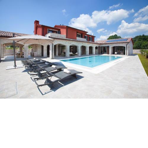Villa Monaco