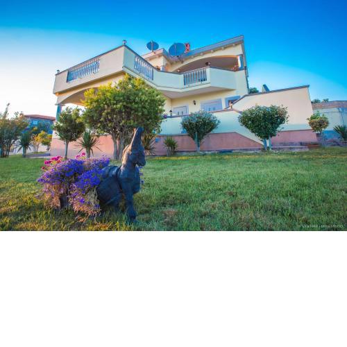 Villa NAR