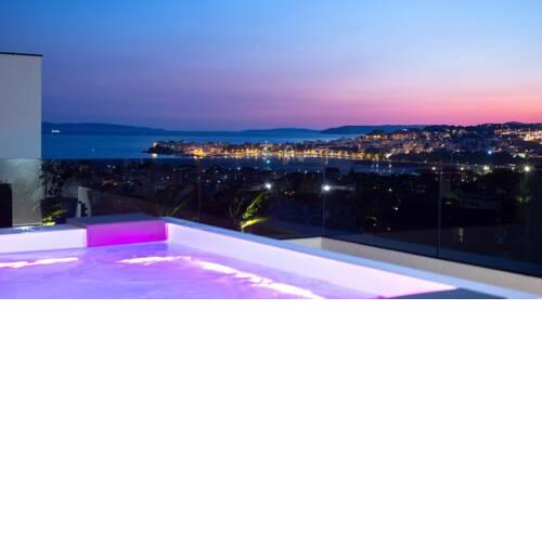 Villa Purple Skyline