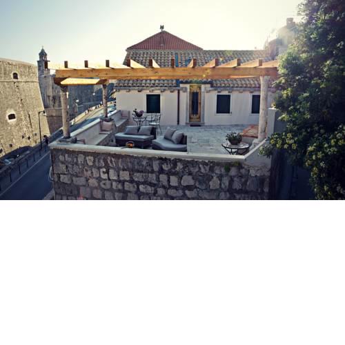 Villa Ragusa Vecchia with Free Valet Parking