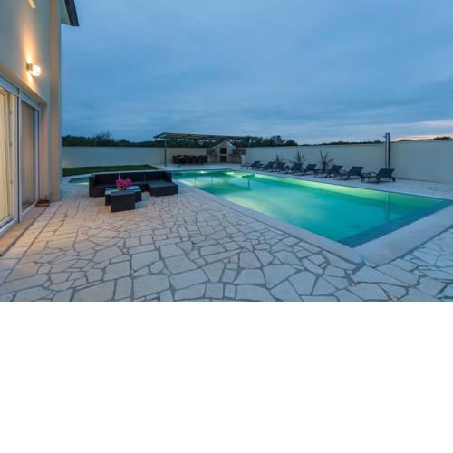 VILLA ROMANSA