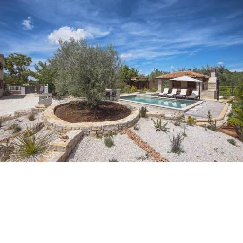Villa Jela