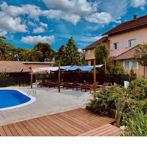 Villa Rubčić Rooms & Pansion