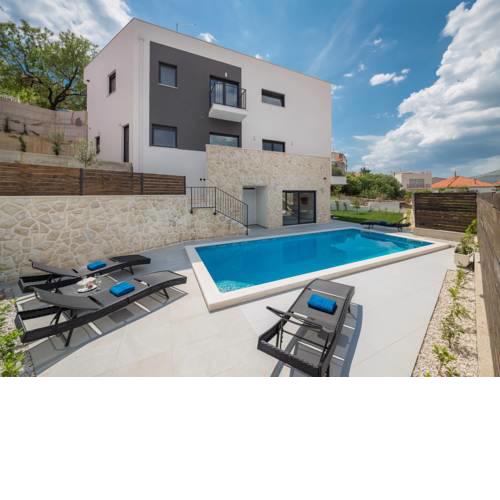 Villa Salt, luxury retreat in Trogir