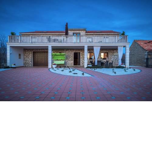 Villa Slavica