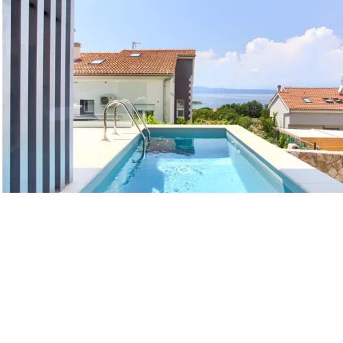 VILLA SOLIS - LACUS