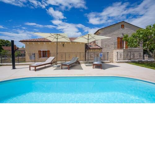 Villa Stauri